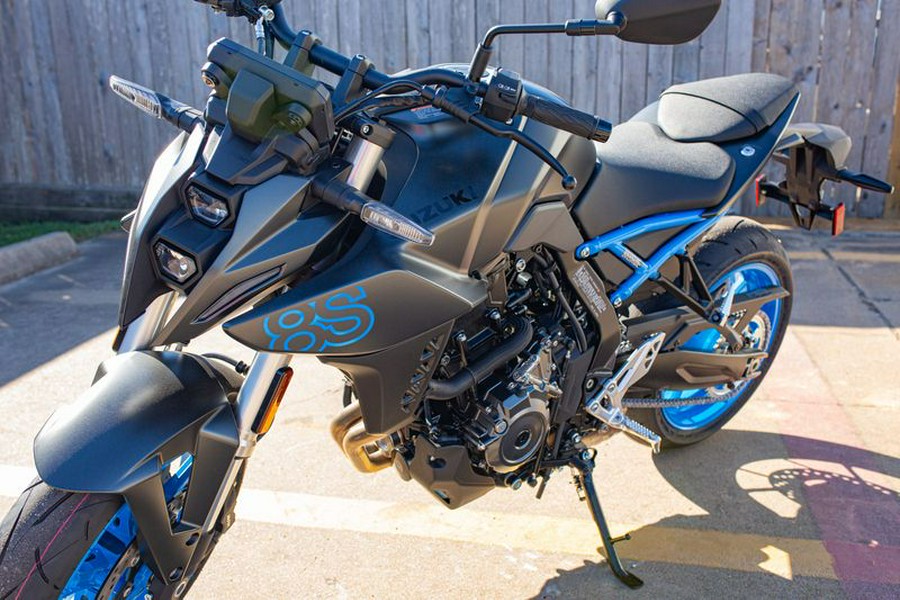 New 2024 Suzuki GSX-8S