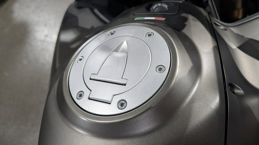 2012 Ducati Multistrada 1200 S Touring