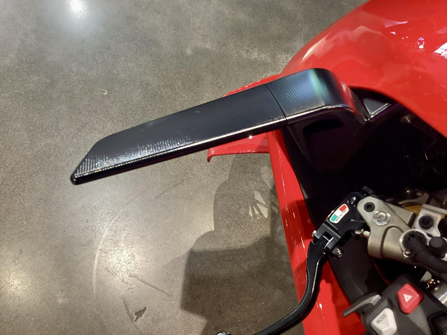 2025 Ducati Panigale V4s