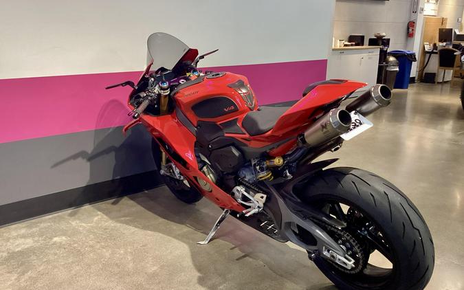 2025 Ducati Panigale V4s