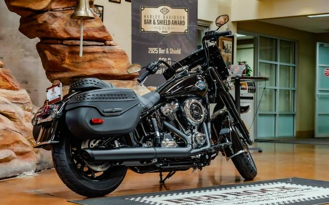 2026 Harley-Davidson Heritage Classic Cruiser FLHC