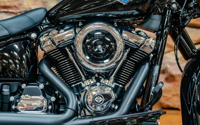 2026 Harley-Davidson Heritage Classic Cruiser FLHC