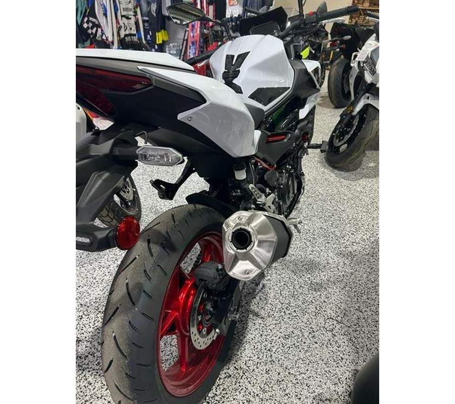 2026 Kawasaki Z500 SE ABS