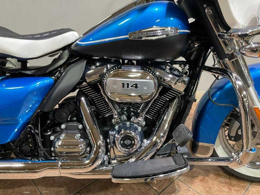 2021 HarleyDavidson Electra Glide Revival™ HiFi Blue/Birch White FLH