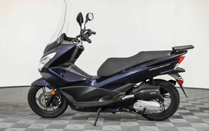 2018 Honda® PCX150