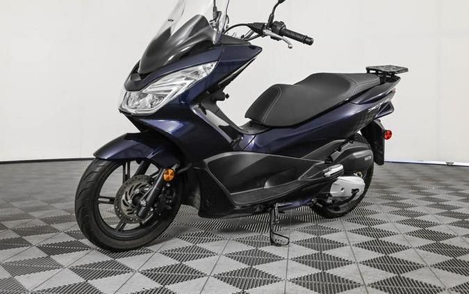 2018 Honda® PCX150