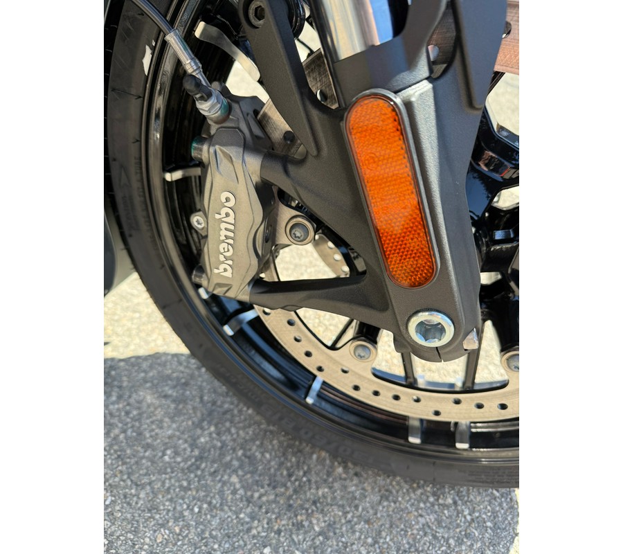 2025 Indian Chieftain® PowerPlus Dark Horse with 112