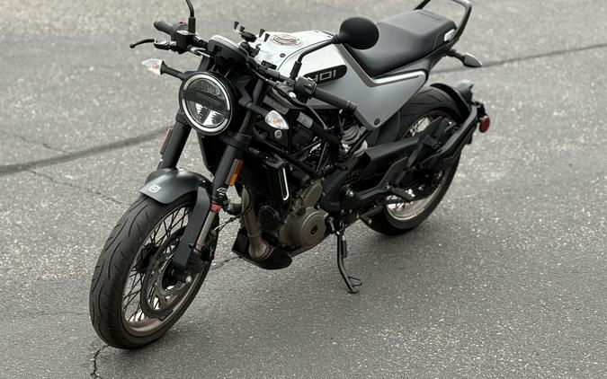 2020 Husqvarna® F1375T1