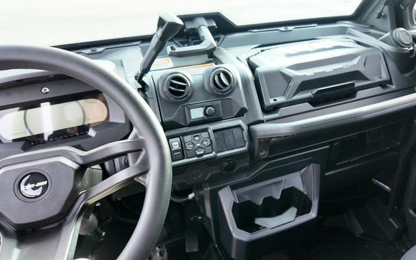 2025 Can-Am® Defender Limited HD10