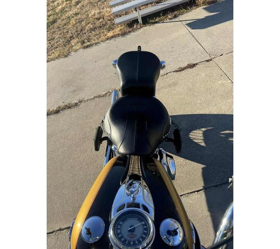 2017 Harley-Davidson® FLSTC - Heritage Softail® Classic