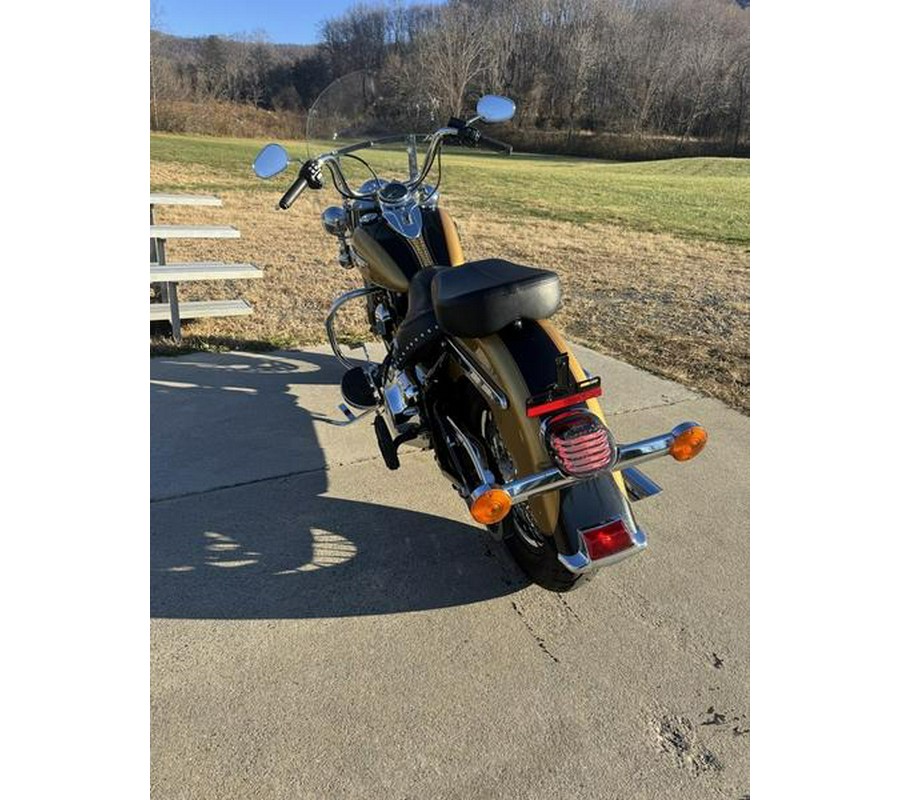 2017 Harley-Davidson® FLSTC - Heritage Softail® Classic