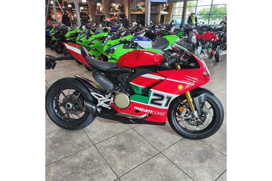 2024 Ducati Panigale V2 Bayliss 1 Championship 20 Anniversary