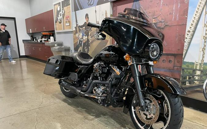 2011 Harley-Davidson FLHX103 - Street Glide Powerpak