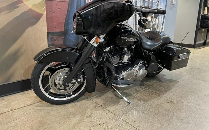 2011 Harley-Davidson FLHX103 - Street Glide Powerpak