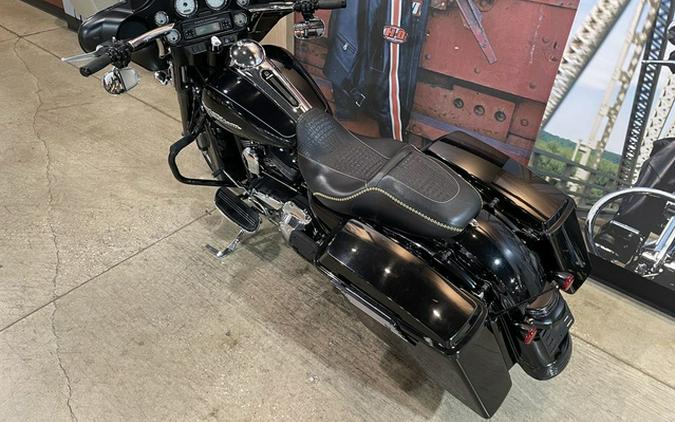 2011 Harley-Davidson FLHX103 - Street Glide Powerpak