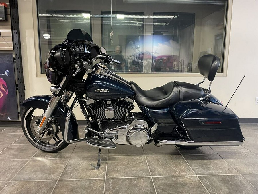 2016 Harley-Davidson® FLHXS - Street Glide® Special