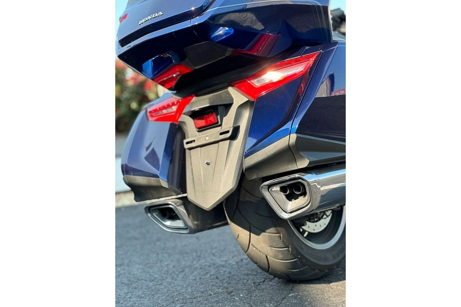 2019 Honda Gold Wing Tour - Pearl Hawkseye Blue