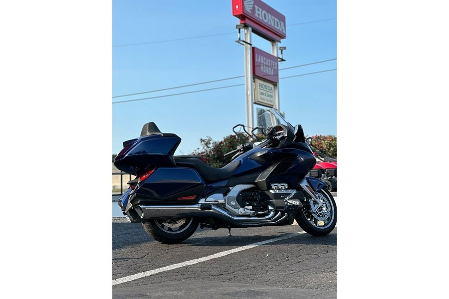 2019 Honda Gold Wing Tour - Pearl Hawkseye Blue