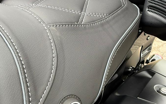 2025 Indian Roadmaster® PowerPlus Dark Horse®