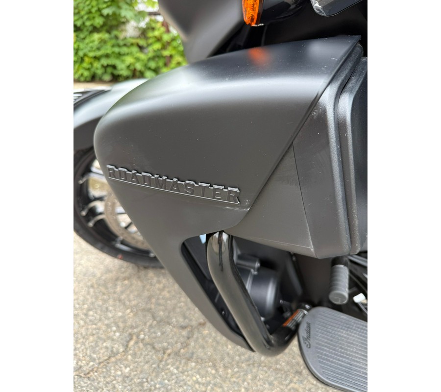 2025 Indian Roadmaster® PowerPlus Dark Horse®