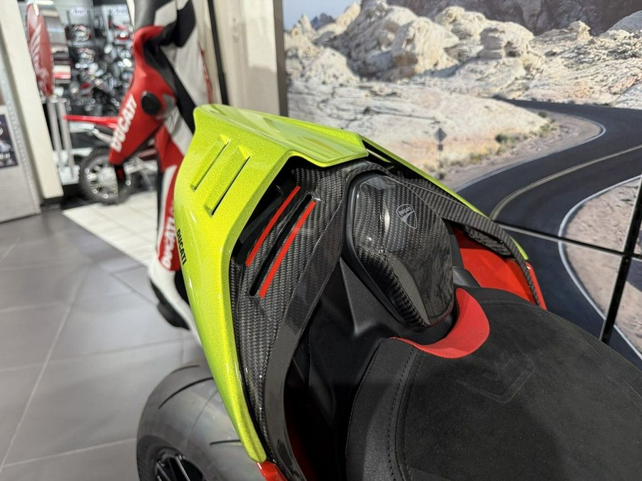 2023 Ducati Streetfighter V4 Lamborghini Livery