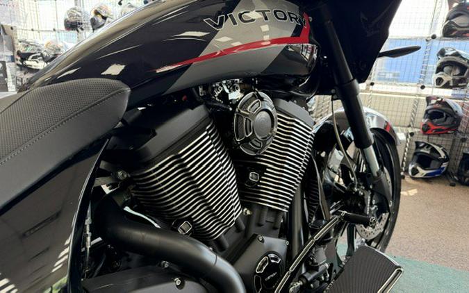 2017 Magnum® - Victory Motorcycles