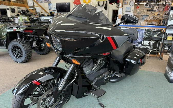 2017 Magnum® - Victory Motorcycles