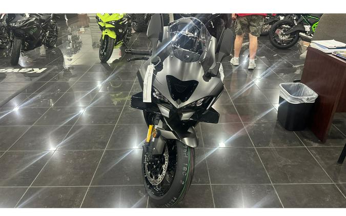 2026 NINJA ZX-10R - Kawasaki
