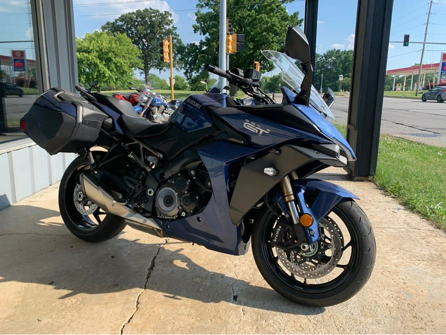 2022 Suzuki GSX-S1000GT+