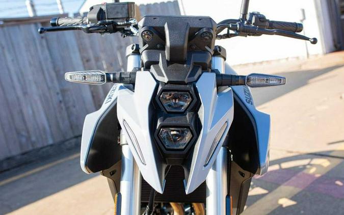 New 2024 Suzuki GSX-8S