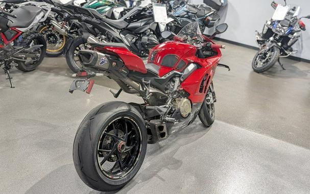 2022 Ducati PANV4 S