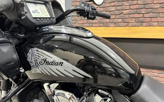 2022 Indian Motorcycle® Challenger® Black Metallic