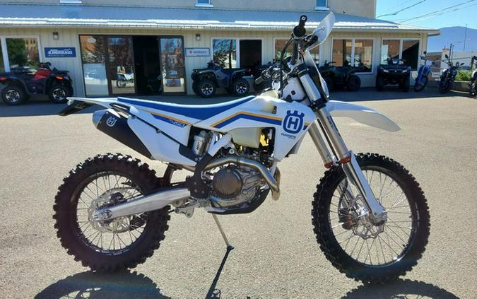 2023 Husqvarna FE 450 First Look [6 Fast Facts – New Model]