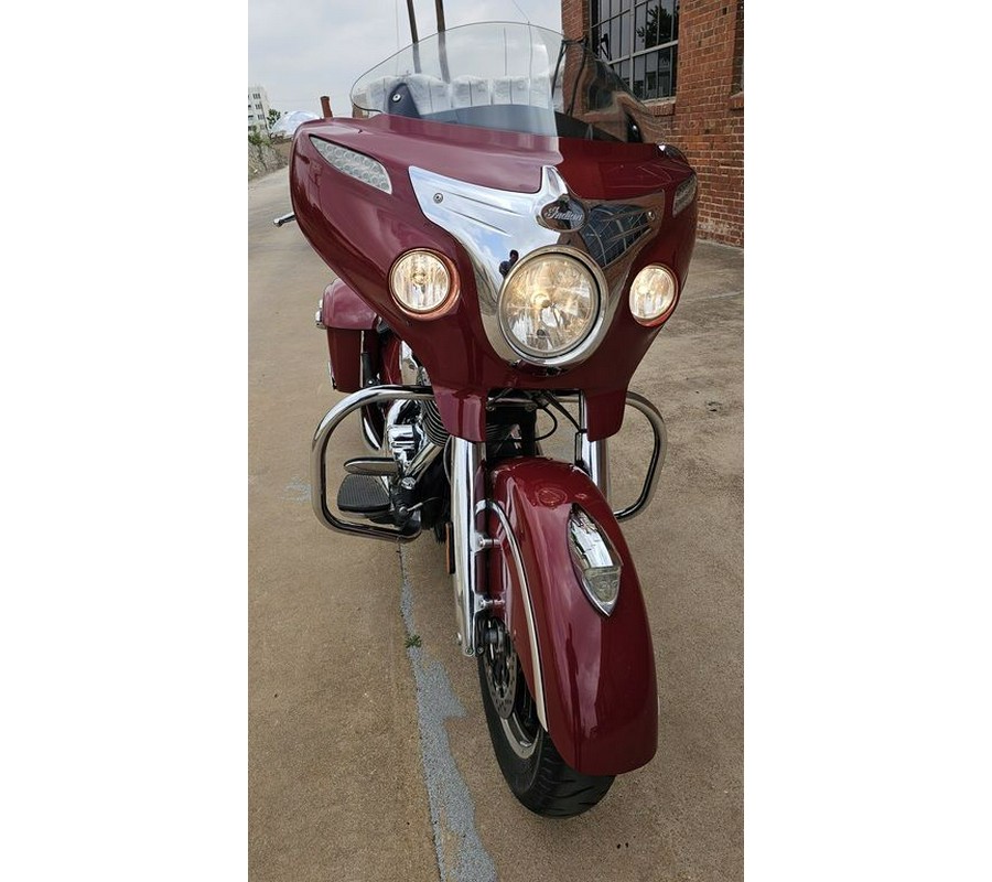 2016 Indian Motorcycle® Chieftain® Indian Red