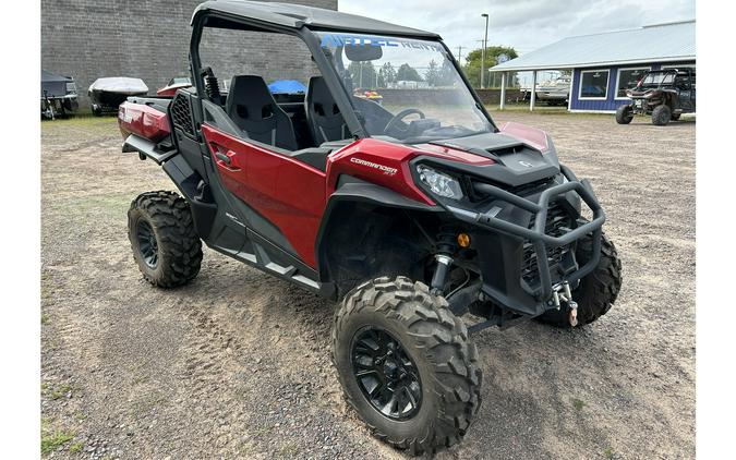 2024 Can-Am Commander XT 1000R Red / Black