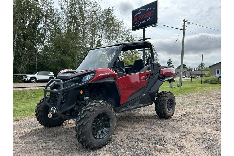 2024 Can-Am Commander XT 1000R Red / Black