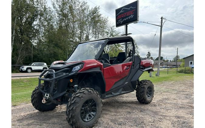 2024 Can-Am Commander XT 1000R Red / Black