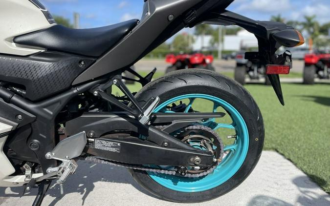 2024 Yamaha YZF R3 ABS