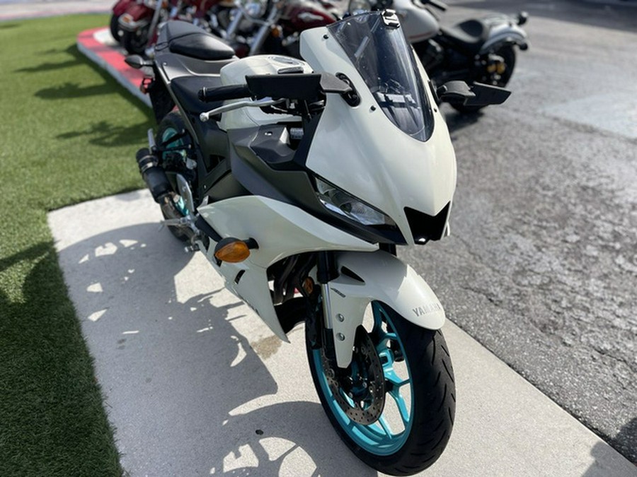 2024 Yamaha YZF R3 ABS