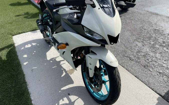 2024 Yamaha YZF R3 ABS