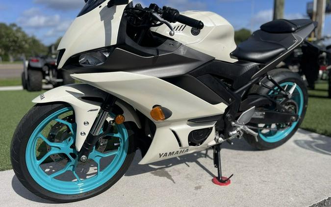 2024 Yamaha YZF R3 ABS