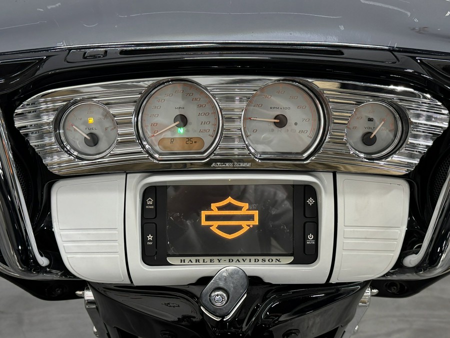 2017 HARLEY DAVIDSON STREET GLIDE SPECIAL