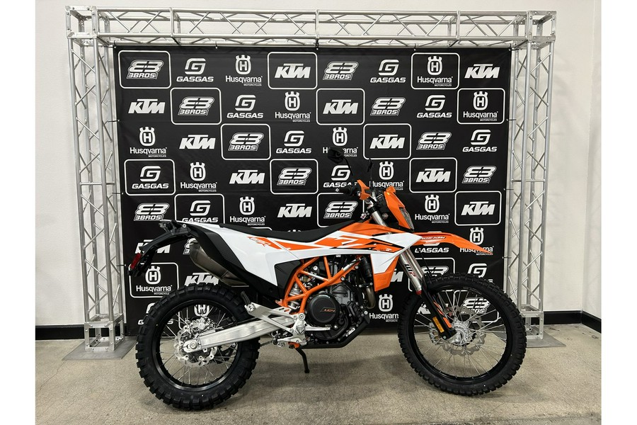 2026 KTM Enduro 690 R