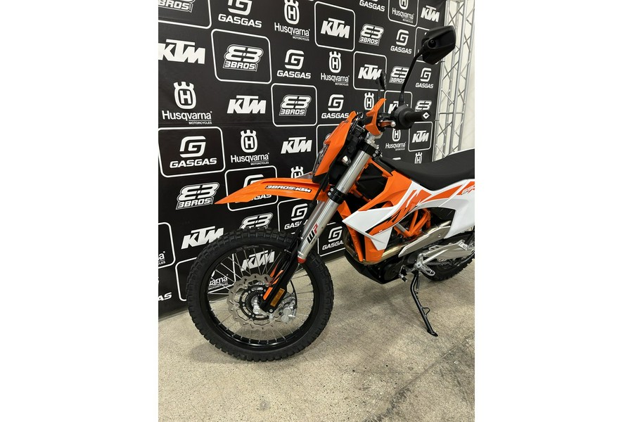 2026 KTM Enduro 690 R