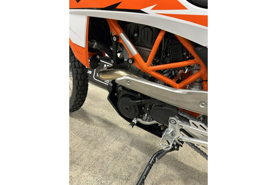 2026 KTM Enduro 690 R