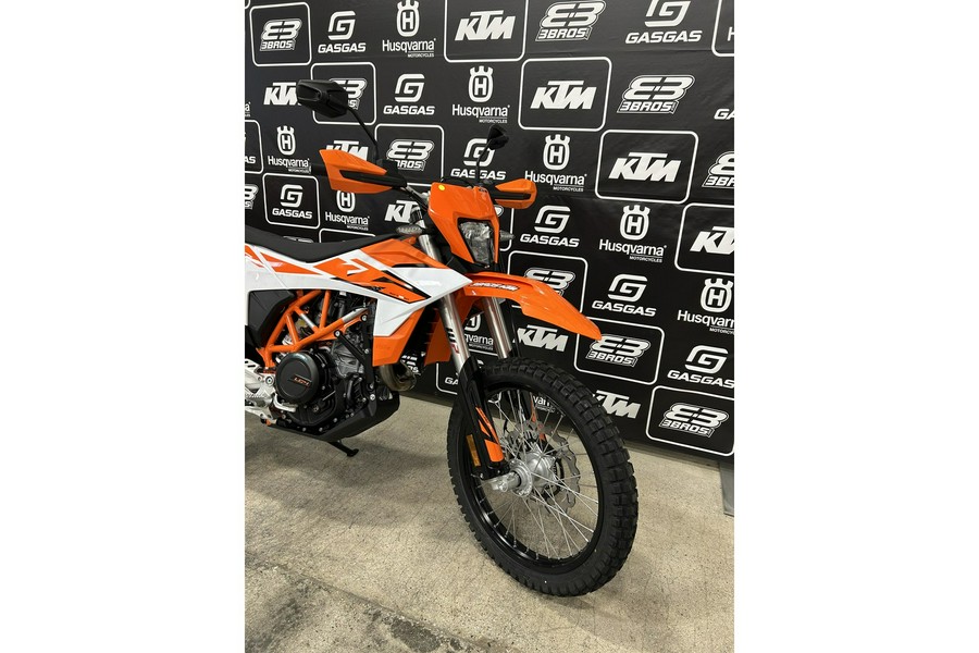 2026 KTM Enduro 690 R