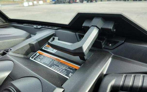 2025 Can-Am® Defender Limited HD10