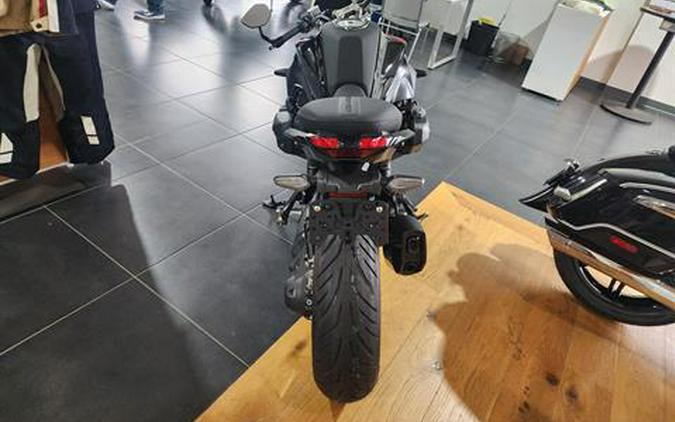 2026 BMW R 1300 R