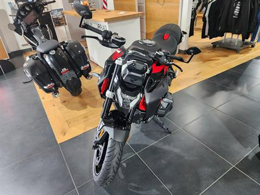 2026 BMW R 1300 R