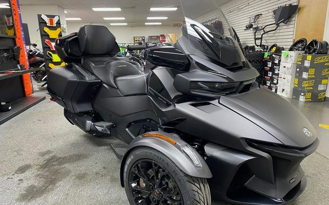 2024 Can-Am Spyder RT Limited Dark Wheels